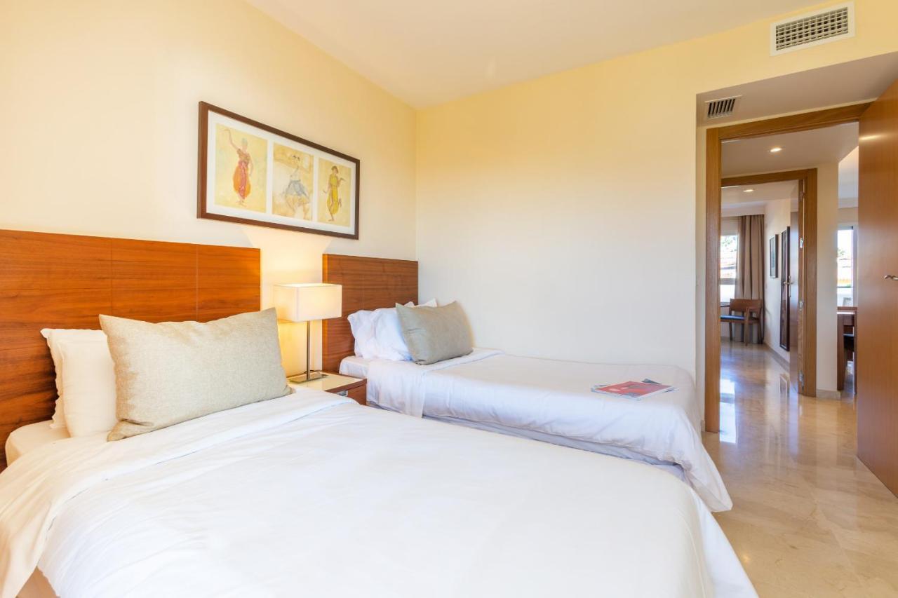 Playa & Beach Apartments Mijas Costa & Fuengirola By Alfresco Stays El Faro Exteriör bild